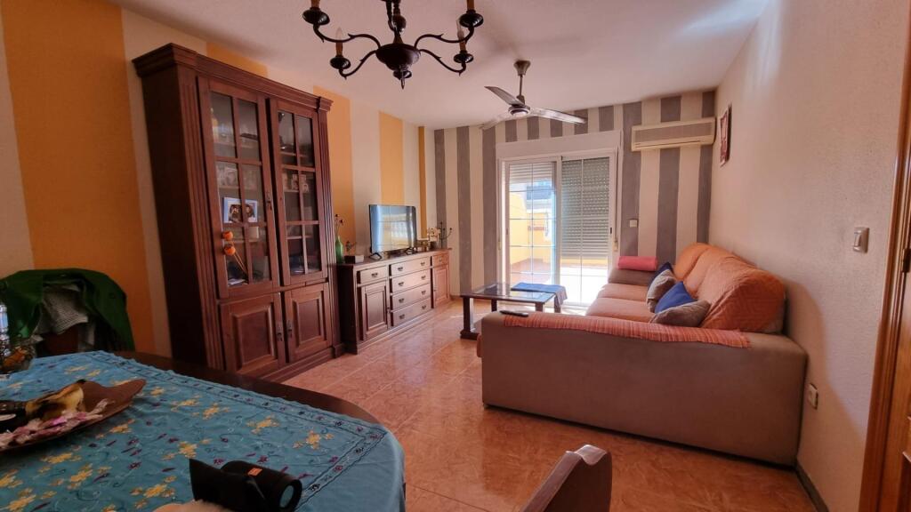 Imagen 1 de Dúplex en Roquetas de Mar: Tu Nuevo Hogar Espera por Ti ?