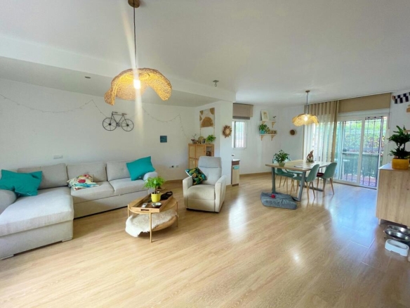 Imagen 1 de COZY CORNER TOWNHOUSE