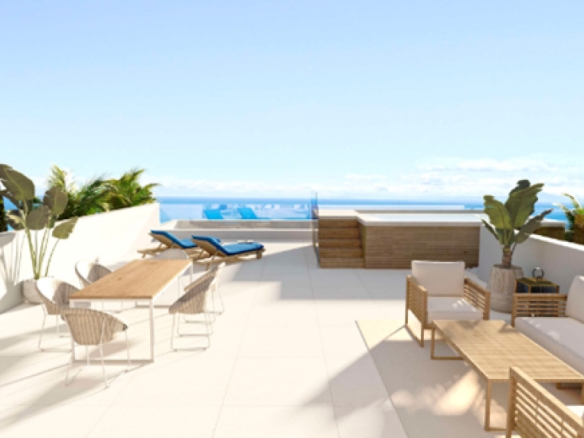 Imagen 3 de ESPACIOSA VILLA EN VENTA CON UN ALTO NIVEL DE CALIDAD EN SABINILLAS