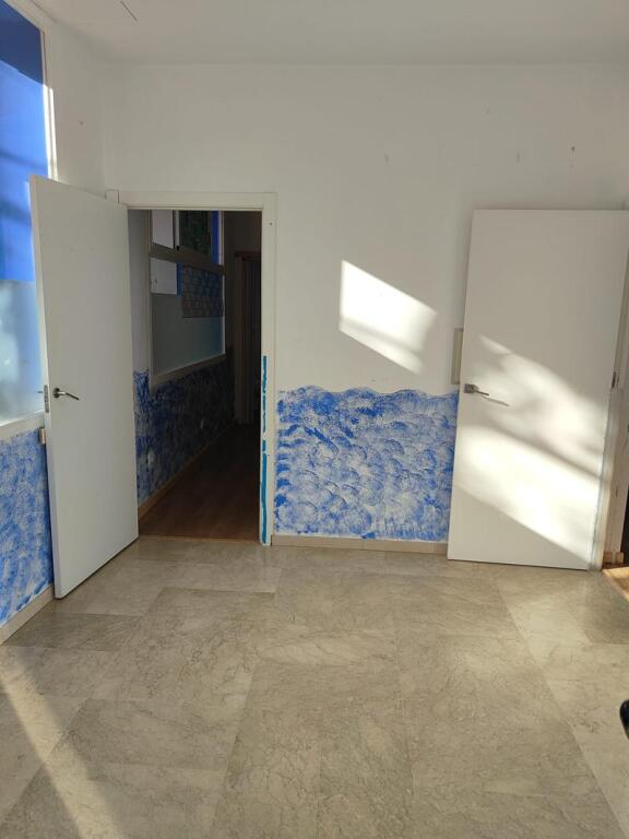 Imagen 4 de SE VENDE LOCAL COMERCIAL A PIE DE CALLE EN UNA DE LAS ZONAS MÁS DEMANDADAS DE ESTEPONA Imagen 4 de SE VENDE LOCAL COMERCIAL A PIE DE CALLE EN UNA DE LAS ZONAS MÁS DEMANDADAS DE ESTEPONA