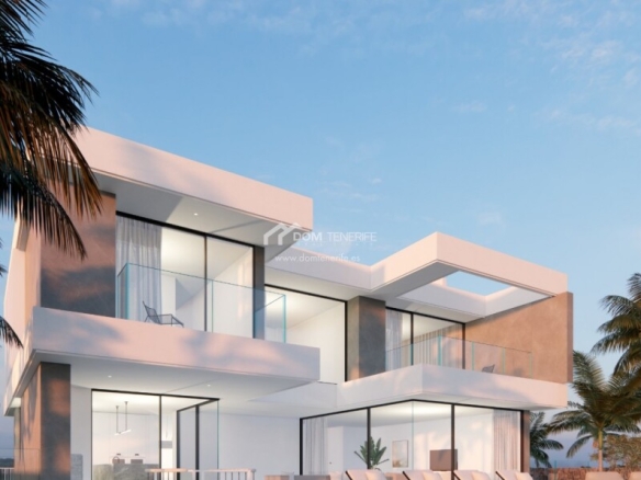 Imagen 4 de Casa-Chalet en Venta en Adeje Santa Cruz de Tenerife