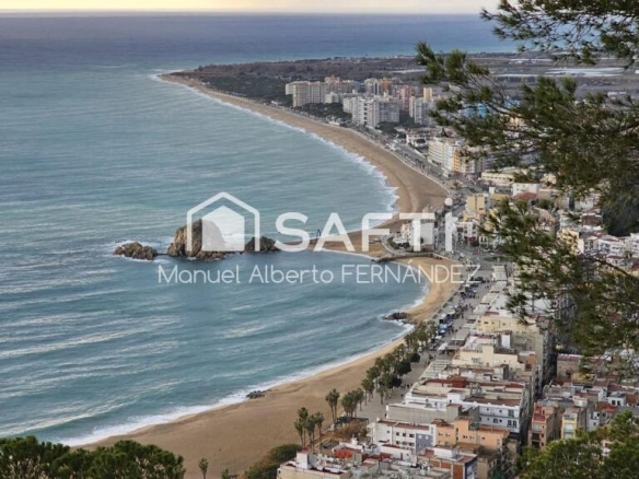 Imagen 1 de SAFTI Inmobiliaria les presenta a la venta nave industrial en Blanes