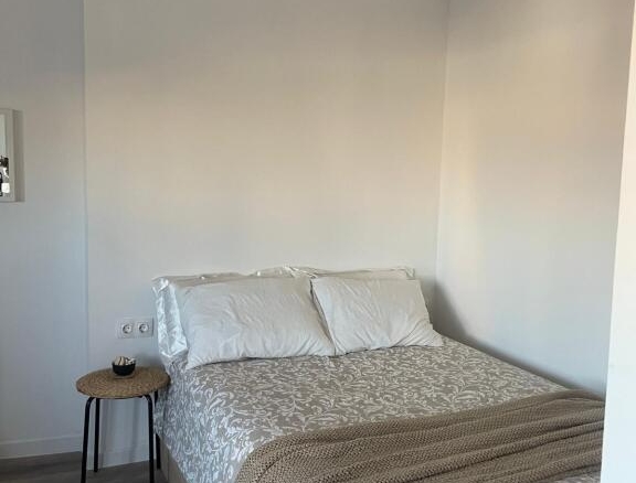 Imagen 4 de (LEER DESCRIPCIÓN) ESPECTACULAR LOFT  EN VILADECANS CON 35 M2 DE TERRAZA TOTALMENTE AMUEBLADO - SIN ASCENSOR