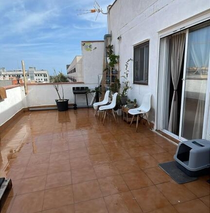 Imagen 1 de (LEER DESCRIPCIÓN) ESPECTACULAR LOFT  EN VILADECANS CON 35 M2 DE TERRAZA TOTALMENTE AMUEBLADO - SIN ASCENSOR