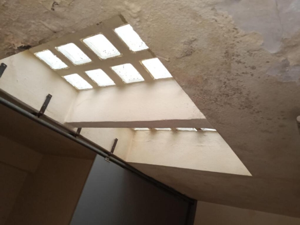 Imagen 3 de Oportunidad de Inversión en Local Comercial en Logroño - Zona Residencial