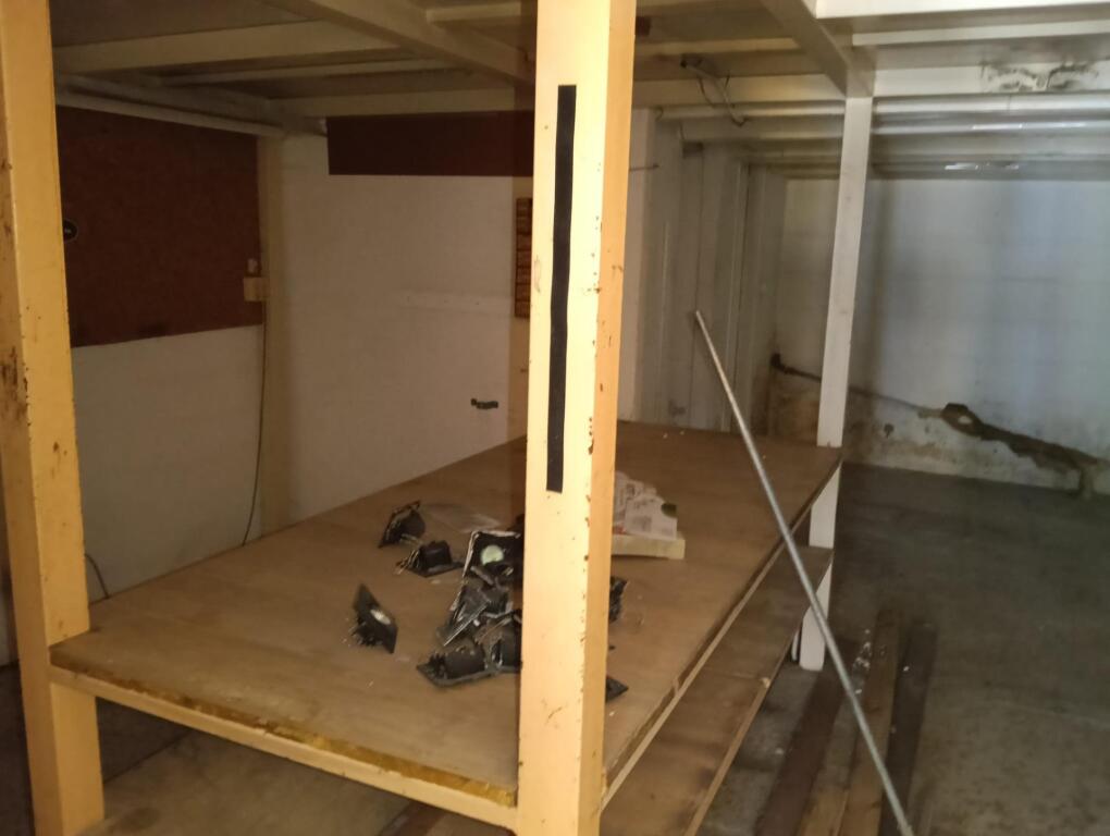 Imagen 4 de Oportunidad de Inversión en Local Comercial en Logroño – Zona Residencial Imagen 4 de Oportunidad de Inversión en Local Comercial en Logroño - Zona Residencial