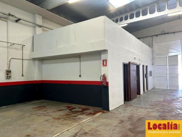 Imagen 1 de Excelente nave en venta zona industrial