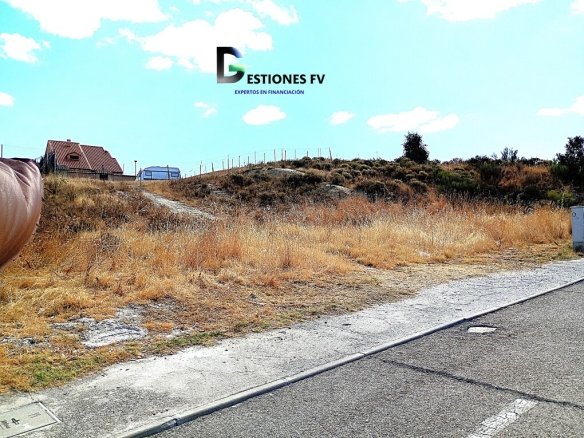 Imagen 1 de Solar urbano en Venta en Mentrida Toledo