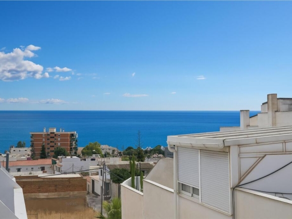 Imagen 1 de Chalet adosado en El Pinillo