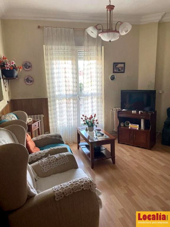 Imagen 1 de Estupendo piso con trastero en centro