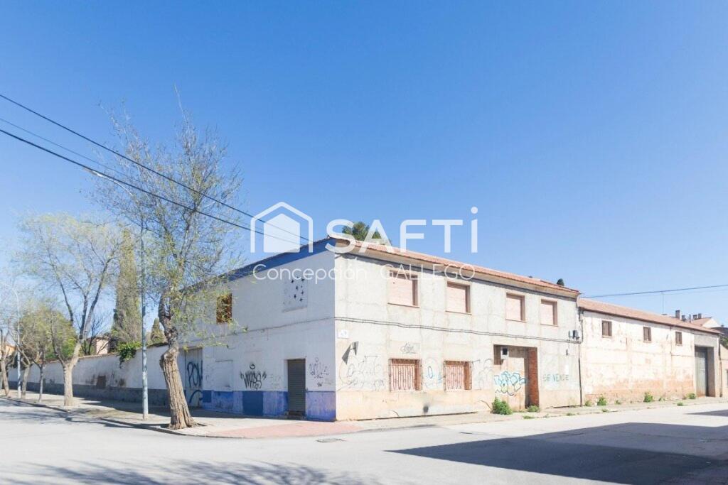 Imagen 1 de SOLAR O TERRENO URBANO EDIFICABLE.