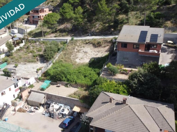 Imagen 2 de Espléndido terreno con rebaje realizado.