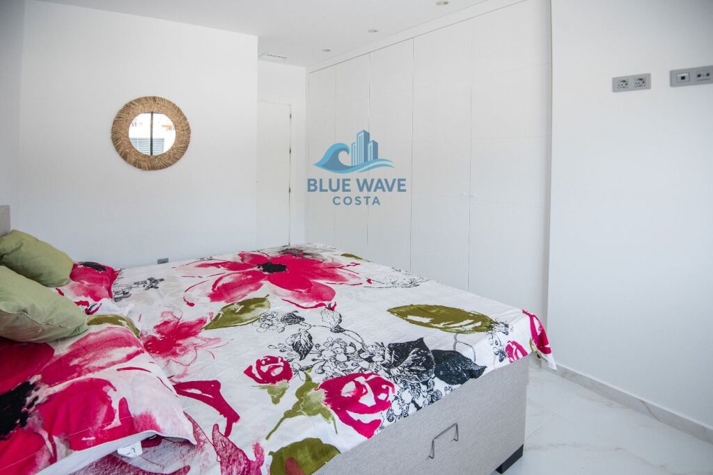 Imagen 2 de Chalet Independiente en Pinar De Campoverde Imagen 2 de Chalet Independiente en Pinar De Campoverde