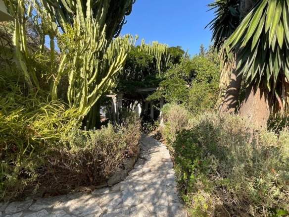 Imagen 4 de Casa-Chalet en Alquiler en Benalmadena Málaga