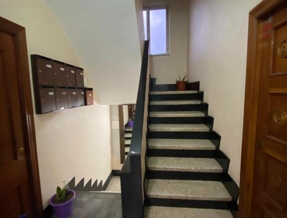 amueblado y recién pintado