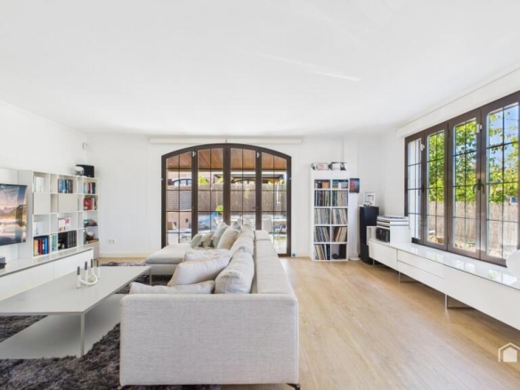 Imagen 4 de Villa de diseño amueblada y conectada en Puig de Ros – C/ Esparver