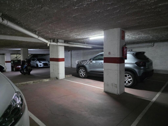 Imagen 3 de Plaza de garaje en la calle Lluís Companys – Escorxador ?