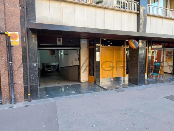 Imagen 1 de OPORTUNIDAD! ALQUILER: PLAZA DE PARKING EN RONDA GENERAL MITRE