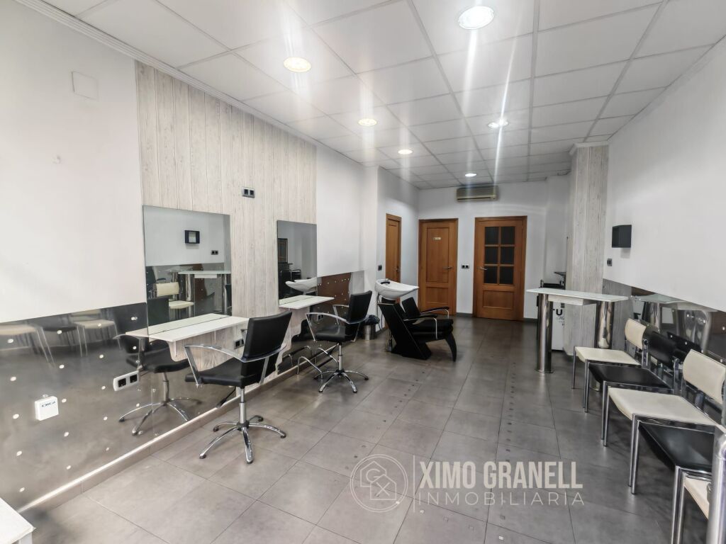 Imagen 1 de Local comercial en Alquiler en Vall D Uxo