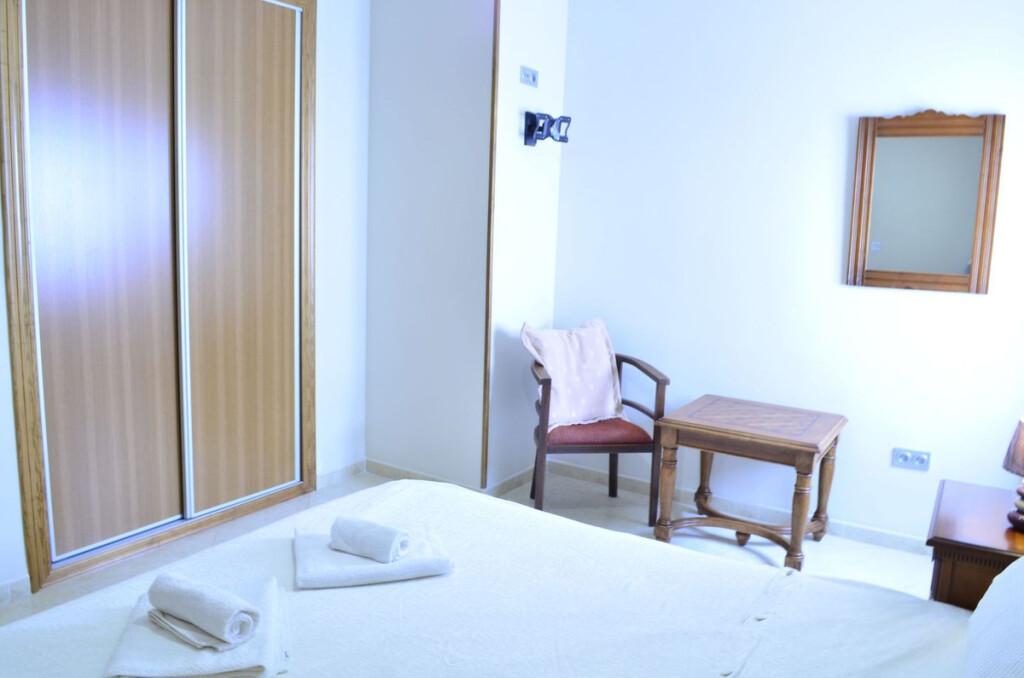 Imagen 2 de Edificio singular en Venta en Pueblo Nuevo De Guadiaro Cádiz