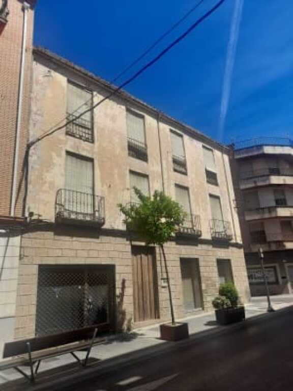 Imagen 1 de Edificio Viviendas en Venta en Linares Jaén