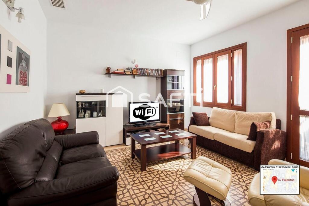 Imagen 4 de Triplex de lujo con licencia turística en el corazón histórico de Sevilla Compartir por whastapp Compartir en facebook Compartir en twitter