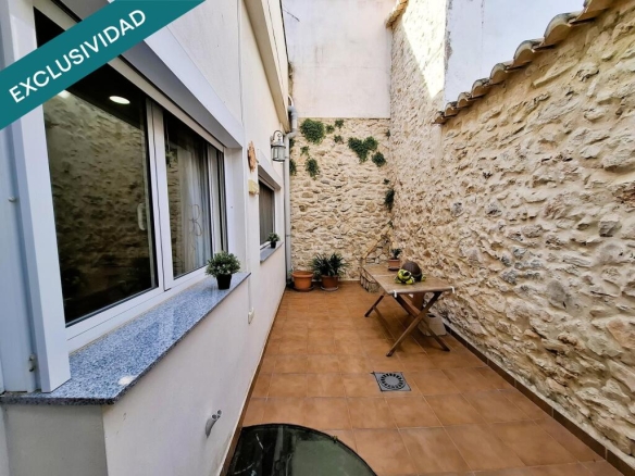 Imagen 4 de ESPECTACULAR CASA EN LLUTXENT