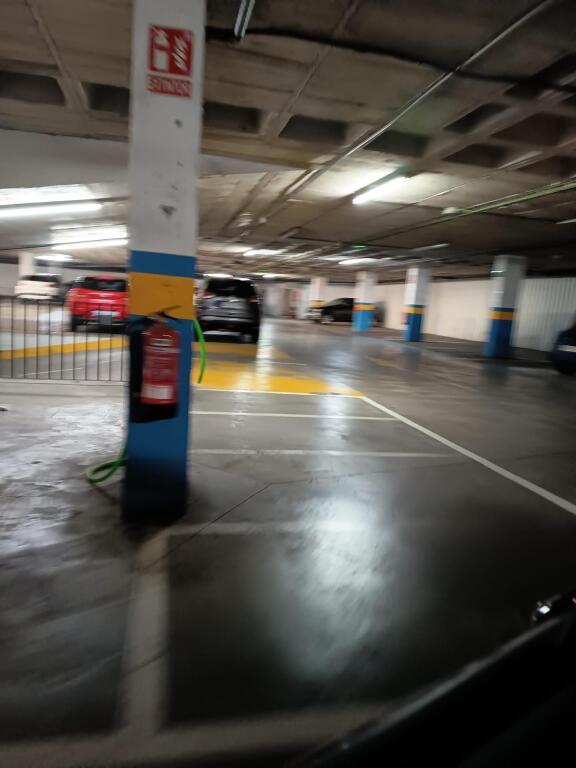 Imagen 4 de Plaza de garaje de 12.50 m2 en venta en Calle Sinaí