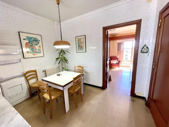 Imagen 4 de Amplio piso con infinitas posibilidades a dos pasos del centro de Mahón