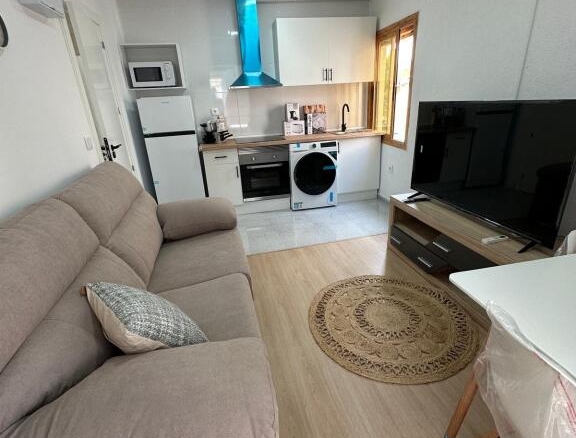 Imagen 4 de Lote de 3 apartamentos para inversion