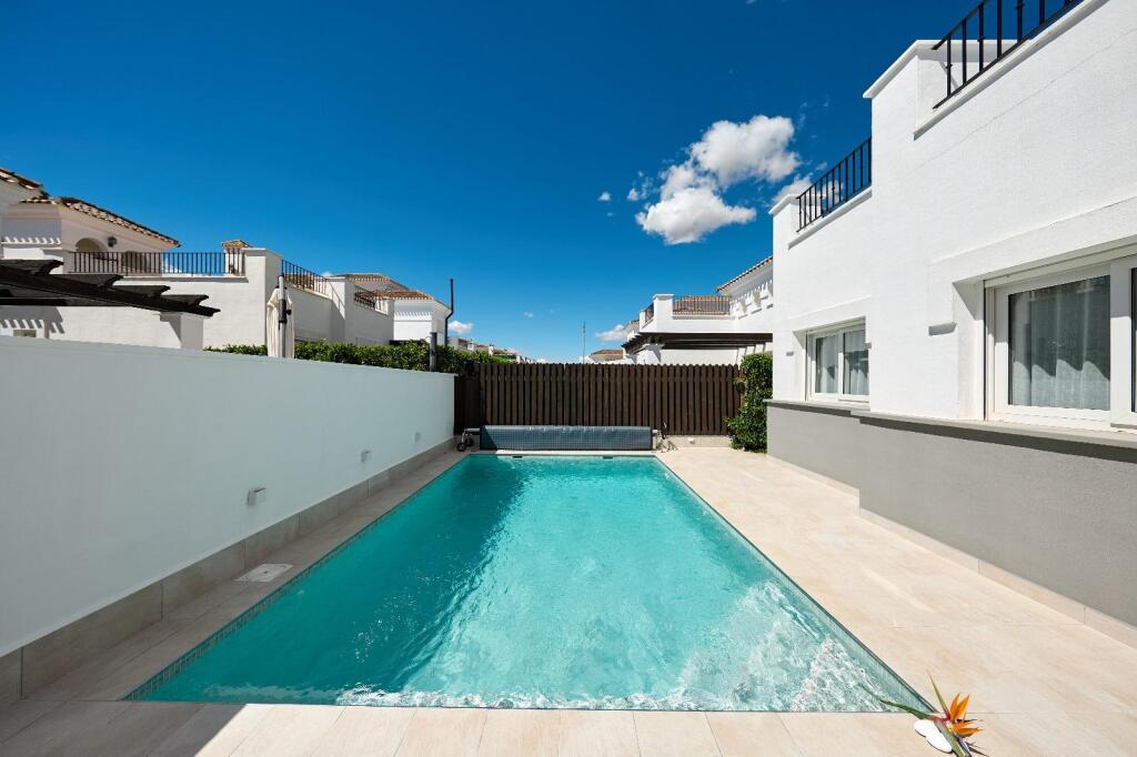 Imagen 2 de ? Villa independiente a estrenar con piscina privada en La Torre Golf Resort (Torre Pacheco) Imagen 2 de ? Villa independiente a estrenar con piscina privada en La Torre Golf Resort (Torre Pacheco)