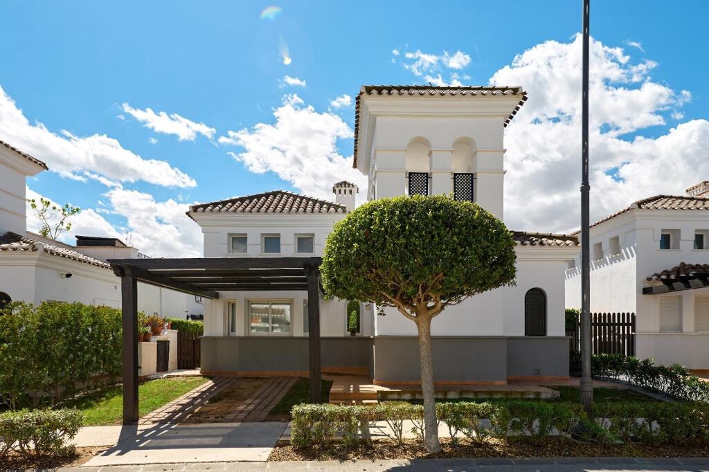 Imagen 4 de ? Villa independiente a estrenar con piscina privada en La Torre Golf Resort (Torre Pacheco) Imagen 4 de ? Villa independiente a estrenar con piscina privada en La Torre Golf Resort (Torre Pacheco)