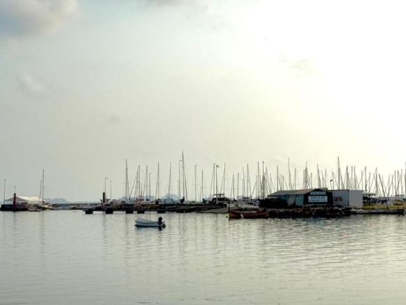 Imagen 3 de Piso Exclusivo en el Corazón de Los Nietos