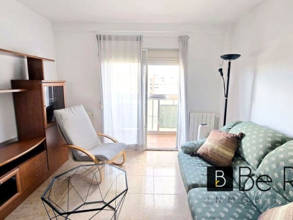 Imagen 2 de ¡OPORTUNIDAD ALQUILER! PISO DE TRES DORMITORIOS Y TERRAZA EN VILLA DE VALLECAS (MADRID).