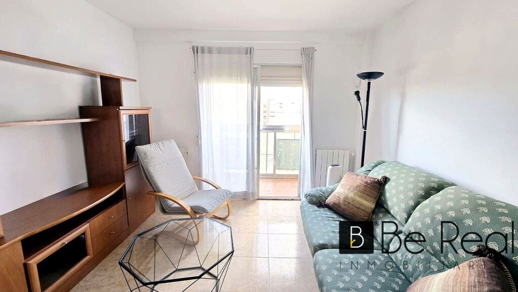 Imagen 2 de ¡OPORTUNIDAD ALQUILER! PISO DE TRES DORMITORIOS Y TERRAZA EN VILLA DE VALLECAS (MADRID).