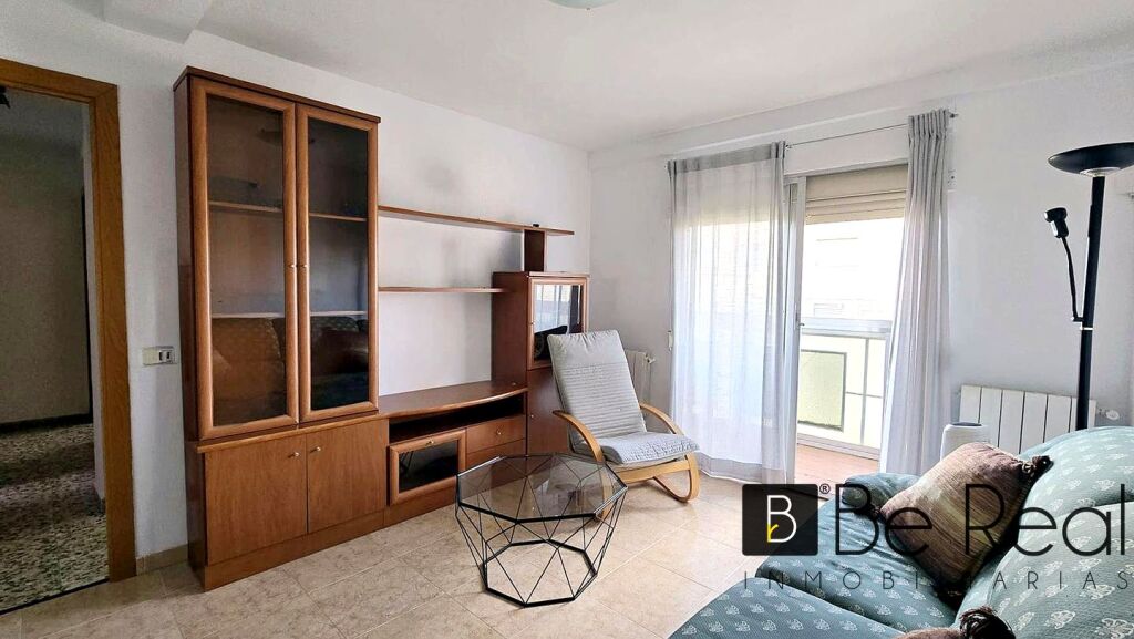 Imagen 1 de ¡OPORTUNIDAD ALQUILER! PISO DE TRES DORMITORIOS Y TERRAZA EN VILLA DE VALLECAS (MADRID).