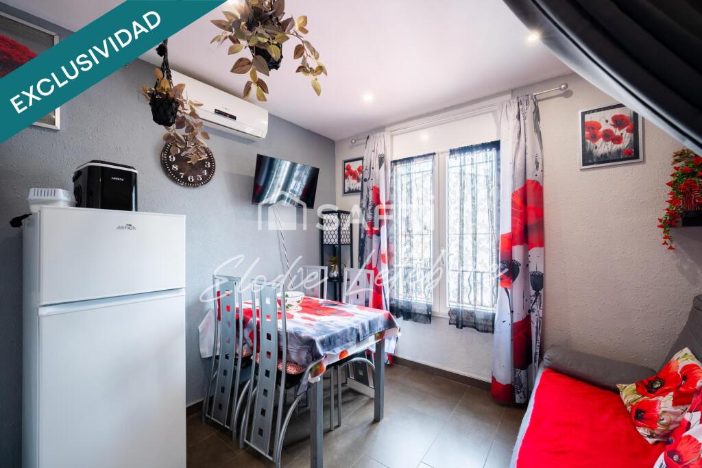 Imagen 1 de Encantador apartamento reformado en Empuriabrava – la Venecia de Europa