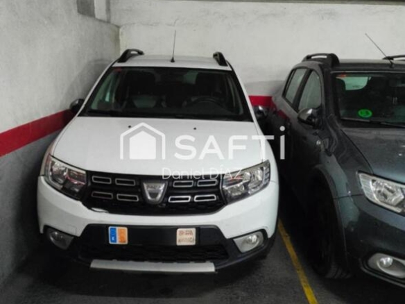 Imagen 1 de Plaza de garaje en el centro de Santa Coloma