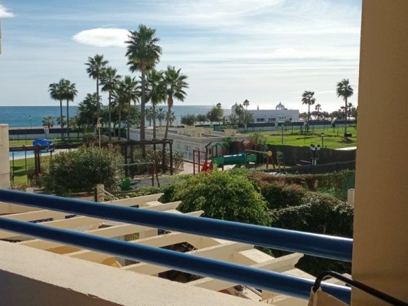 Imagen 1 de EN 1ª LINEA DE PLAYA