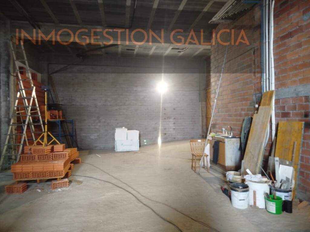 Imagen 1 de Local comercial en Alquiler en Carballo La Coruña