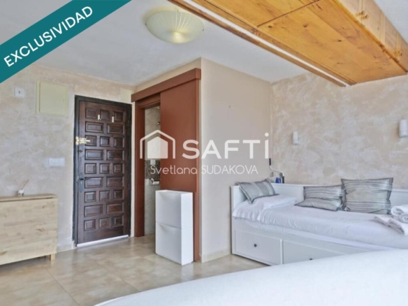 Imagen 3 de Venta estudio con licencia turística en Castell-Playa de Aro para inversor con aquilinos dentro