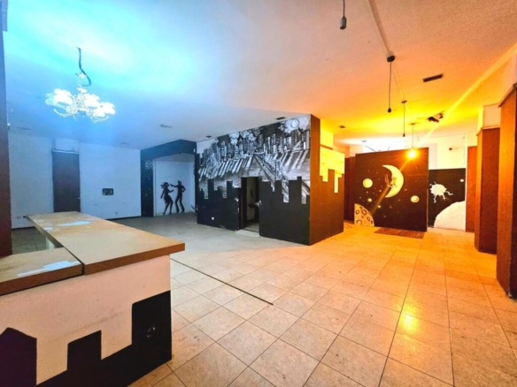 Imagen 4 de LOCAL EN VENTA - ÁNGEL GUIMERÁ - LAS PALMAS