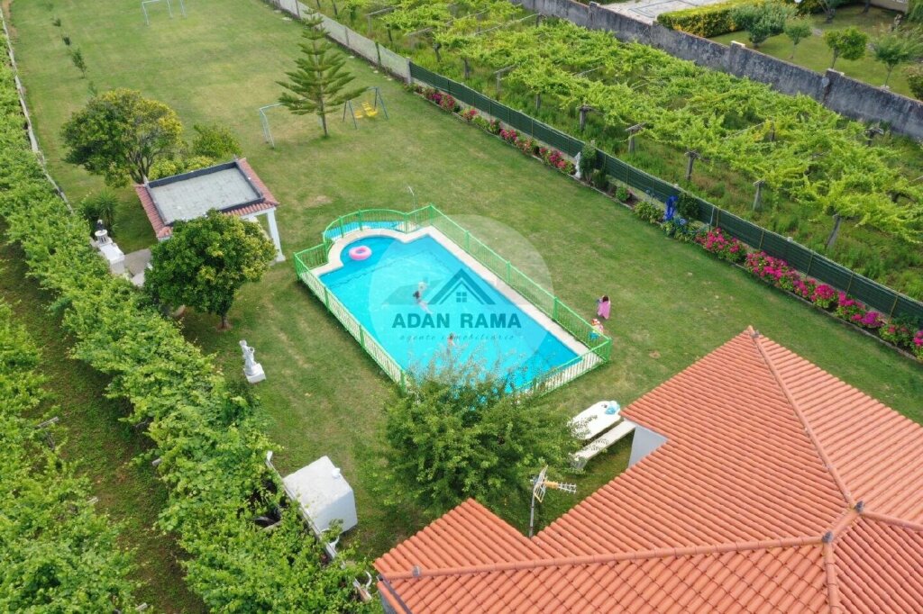 Imagen 2 de Venta de casa en Sanxenxo