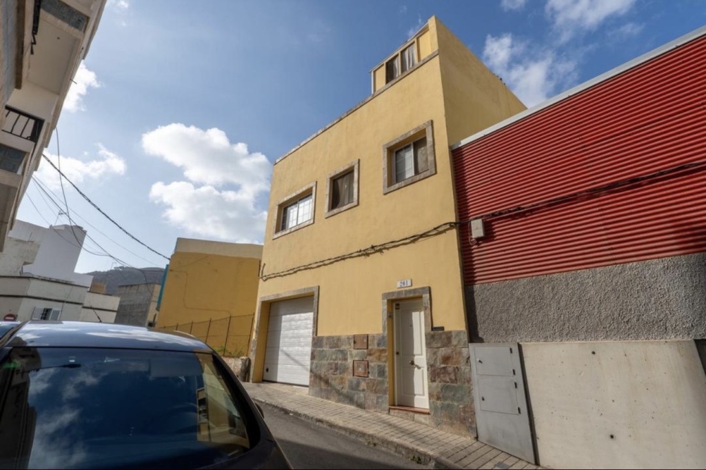 Imagen 1 de Edificio Viviendas de Obra Nueva en Venta en Palmas De Gran Canaria