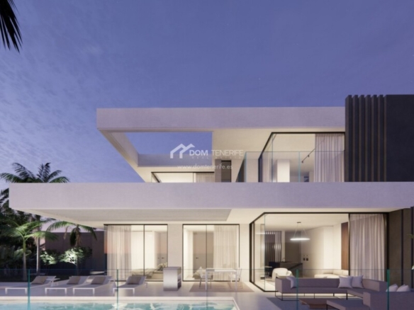 Imagen 4 de Casa-Chalet en Venta en Adeje Santa Cruz de Tenerife