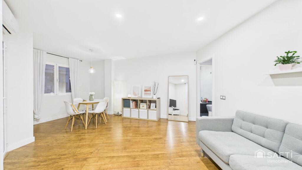 Imagen 1 de EN VENTA – Apartamento renovado y céntrico