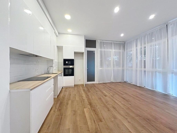 Imagen 4 de Luminoso piso a estrenar en la calle Santalo