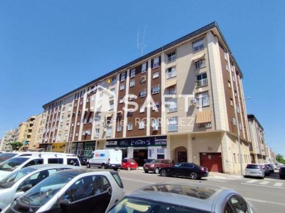 Imagen 1 de Avenida Ricardo Carapeto Zambrano (San Roque)