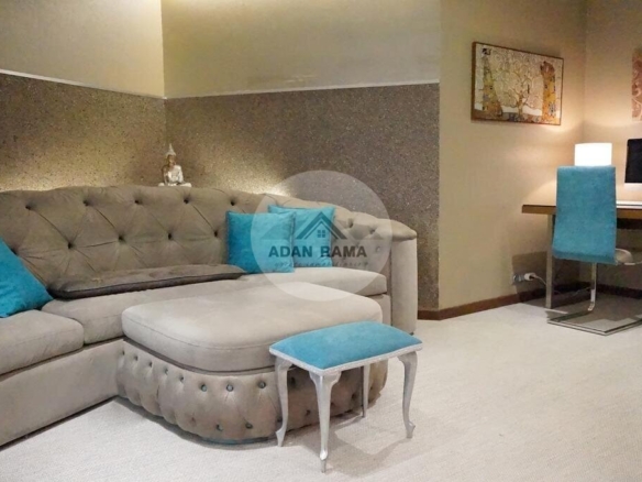 de 77m2 con 2 dormitorios y 1 baño con plaza de garaje y trastero