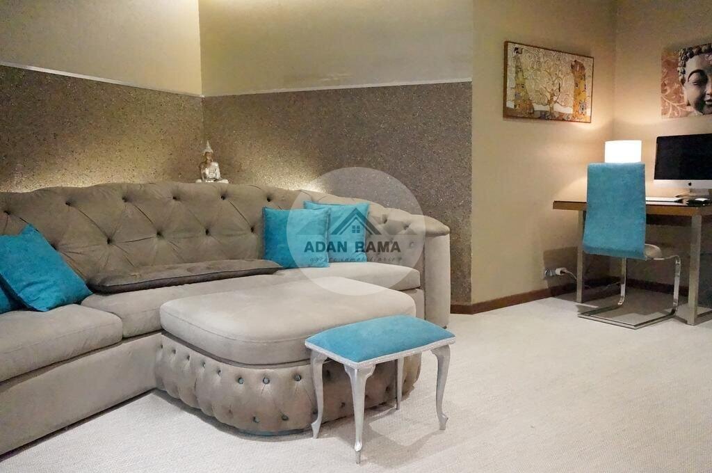 de 77m2 con 2 dormitorios y 1 baño con plaza de garaje y trastero